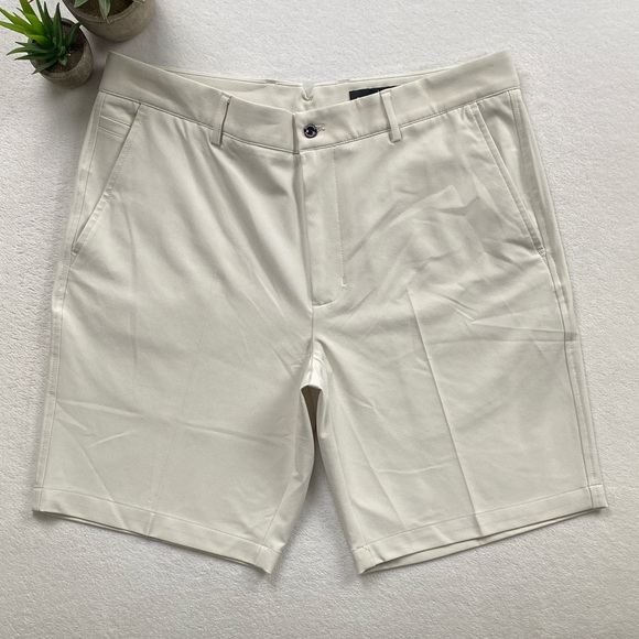 Dunning Golf Player Fit Woven Flat Front Short (Stone, 9” Inseam) - Picture 1 of 16